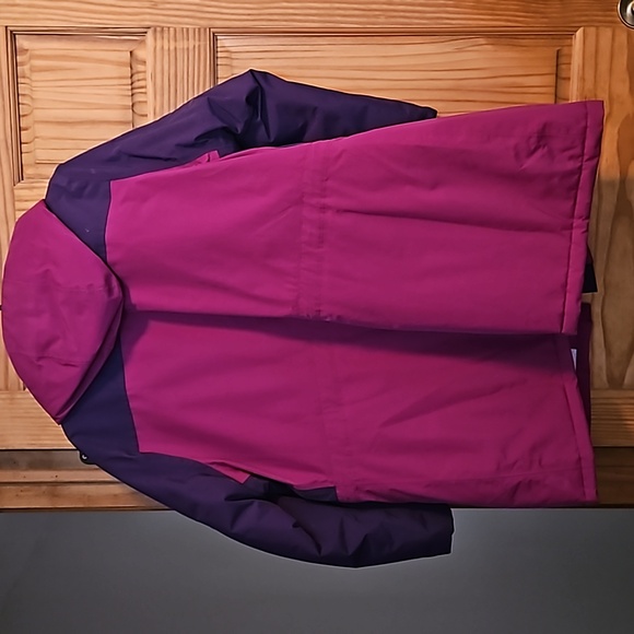 Lands End 2X magenta/plum insulated coat. - Picture 6 of 8